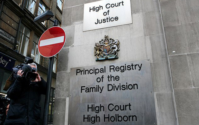 Cay đắng phát hiện 'nuôi con tu hú' suốt 8 năm, người đàn ông kiện vợ đòi bồi thường Ảnh 2