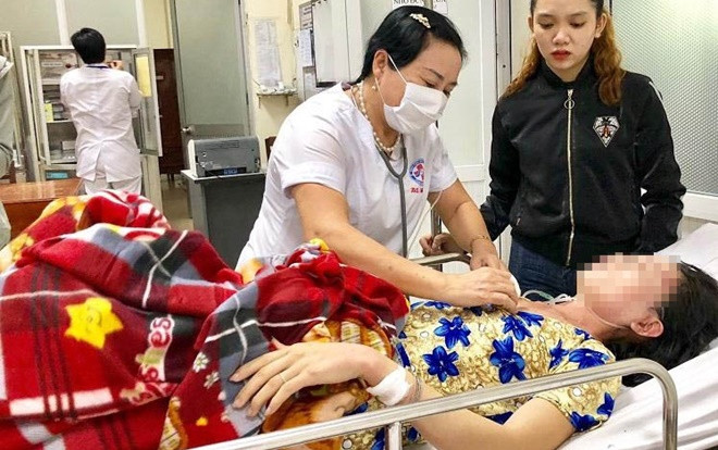 Cứu sống một phụ nữ ở Quảng Ngãi đã ngừng thở vì bị sét đánh Ảnh 2