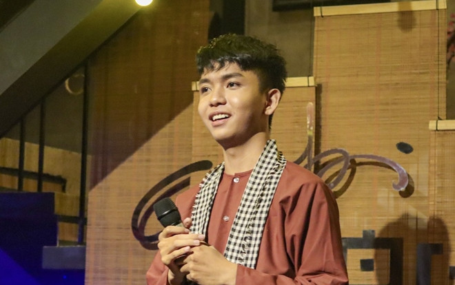 ‘Anh Sáu’ Đoàn Minh Tài rưng rưng nước mắt nhắc về hào quang The Voice Kids trong đêm minishow tuổi 19 Ảnh 2