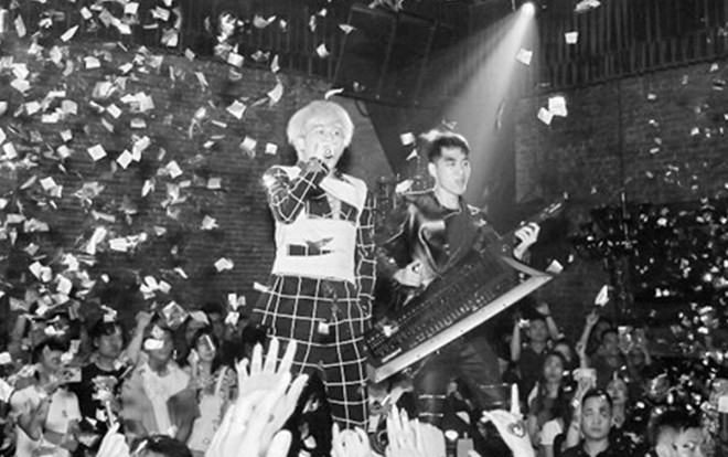 Fan Thủ đô được phen bấn loạn, Jack và K-ICM trực tiếp đổi lyrics trong đêm nhạc: 'Nơi đó anh chờ Hà Nội!' Ảnh 2