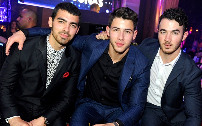 Khán giả Toronto tức giận khi bị đuổi về vô cớ tại show diễn của Jonas Brothers Ảnh 2