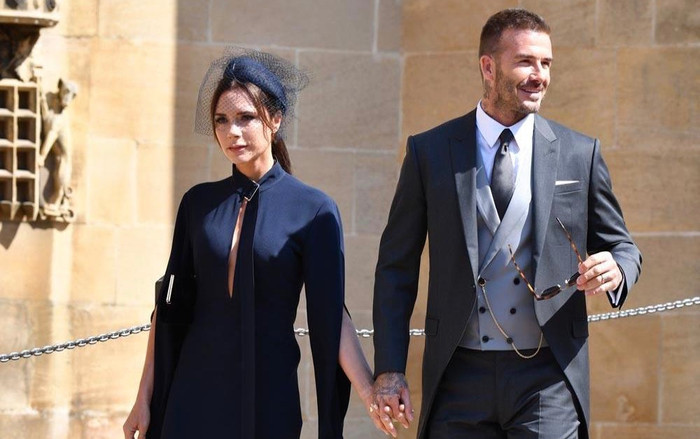 Beckham bất ngờ tặng vợ nụ hôn đắm đuối như thể mới yêu nhau Ảnh 2