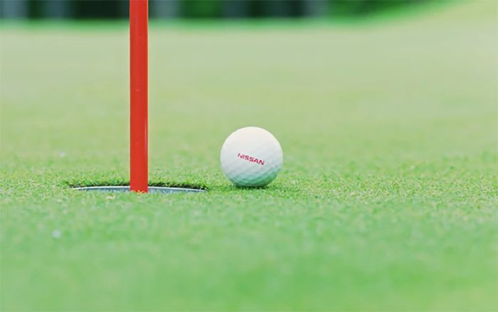 Đây là trái golf thần thánh có thể tự lăn vào lỗ cho dù bạn chơi tệ thế nào Ảnh 2