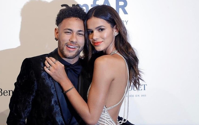 Nữ diễn viên từng khiến Neymar 5 lần dính bùa yêu lại gây sốt trên mạng Ảnh 2