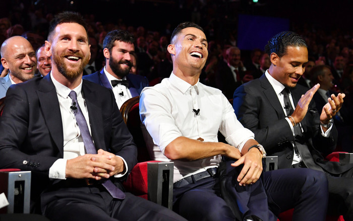 Có một thứ tình cảm cao thượng giữa Messi và Ronaldo Ảnh 2