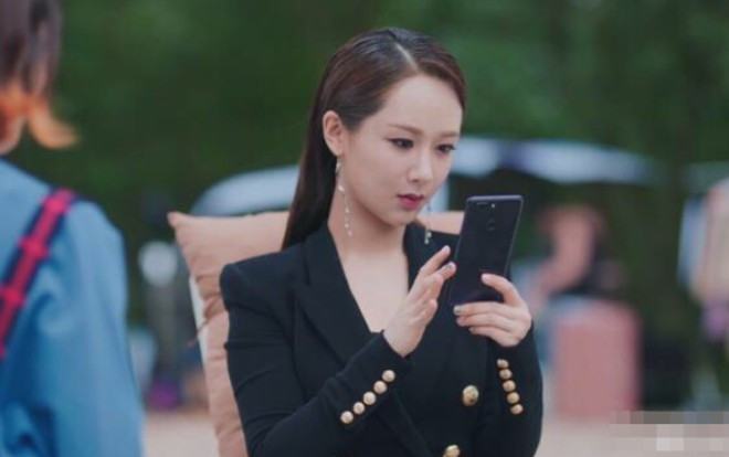 Dương Tử tuy có diễn xuất tốt nhưng tạo hình mới trong phim 'Chàng trai Mowgli của tôi' không thích hợp Ảnh 2