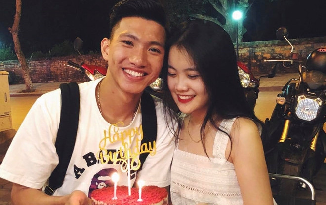 Đoàn Văn Hậu đi Hà Lan, bạn gái nóng bỏng có chịu kiếp yêu xa 1 năm? Ảnh 2