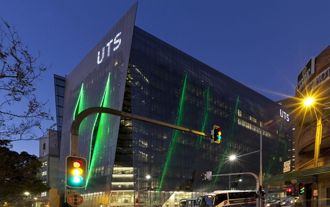 Trường đại học sẽ cộng thêm 10 điểm cho nữ sinh Ảnh 2