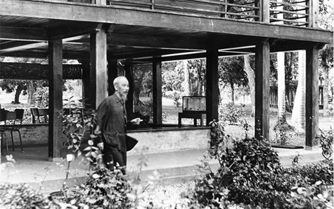 Chủ tịch Hồ Chí Minh tại khu Phủ Chủ tịch Ảnh 2