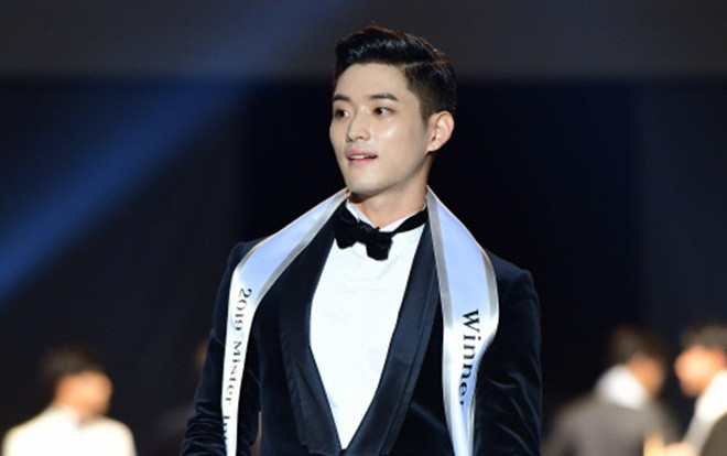 Lộ diện 'Nam vương Hàn Quốc 2019': Không cao 1m80 nhưng body thuộc hạng 'cực phẩm' Ảnh 2