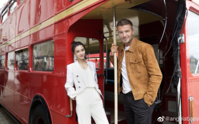 Hình ảnh Angelababy chụp cùng David Beckham đứng vị trí đầu bảng hot-search Ảnh 2