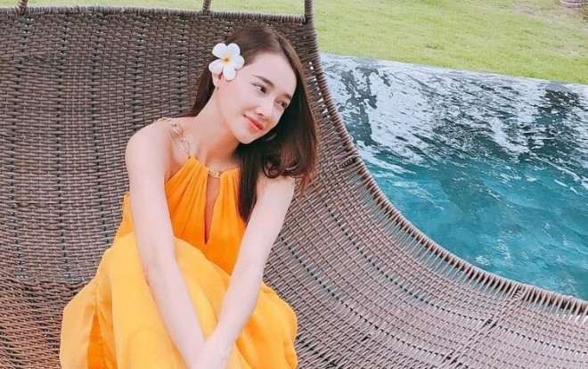 Bị fan chê gầy gò sau khi sinh, nhưng thật ra Nhã Phương vẫn mạnh khỏe, xinh đẹp thế này cơ mà Ảnh 2