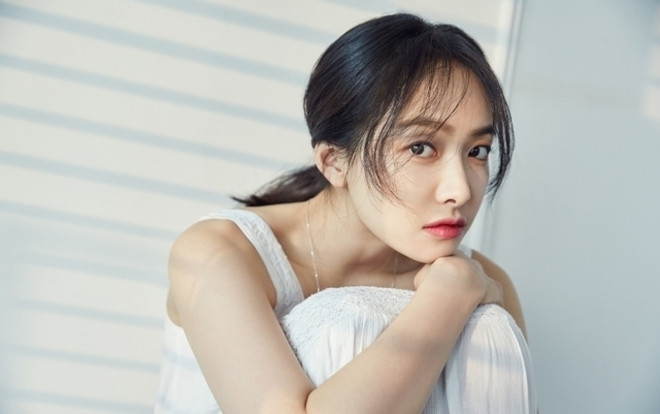 Sau Amber, đến lượt Victoria rời SM Entertainment Ảnh 2