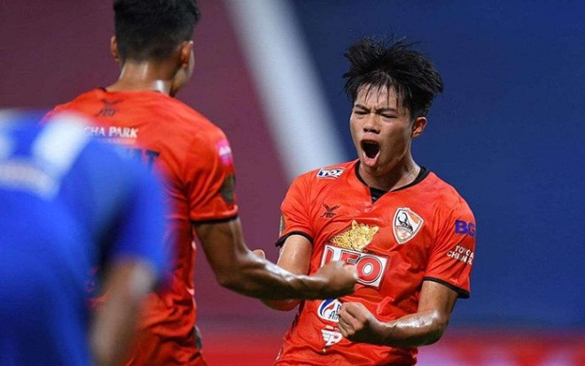 'Thần đồng' Thái Lan: 'Bố mẹ đã khóc khi tôi được gặp Việt Nam' Ảnh 2