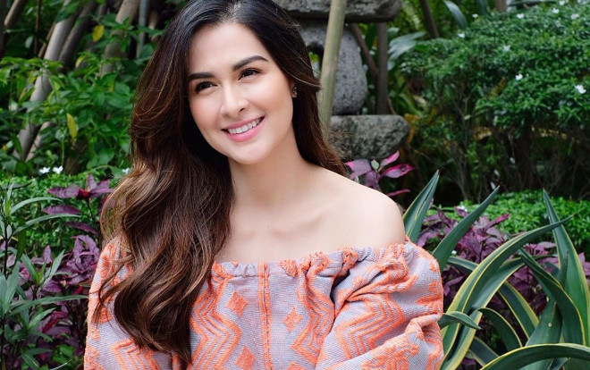 Mỹ nhân đẹp nhất Philippines Marian Rivera mướt mát khoe vai trần và eo thon Ảnh 2