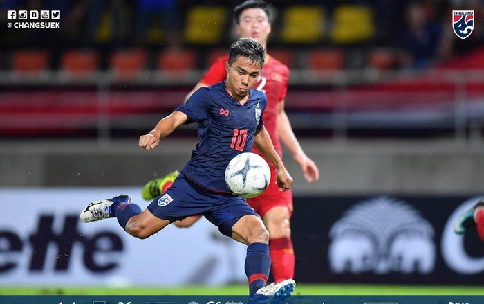 Cầm hoà được Việt Nam, CĐV Thái Lan vui mừng khôn xiết Ảnh 2