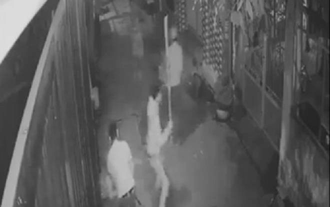 2 anh em ruột bị nhóm côn đồ ở Biên Hòa truy sát kinh hoàng trong đêm Ảnh 2