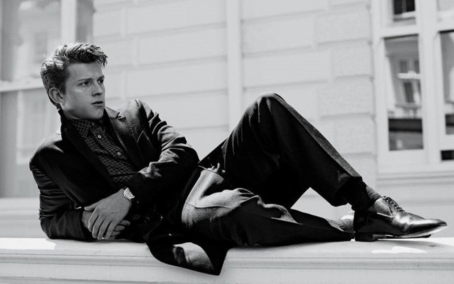 'Nhện nhọ' Tom Holland hóa 'quý ông mùa thu' trong bộ hình mới đẹp hút hồn Ảnh 2