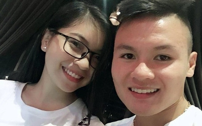 Từ bài hát đang gây sốt 'Bước qua đời nhau' và nhìn về chuyện tình Quang Hải và Nhật Lê Ảnh 2