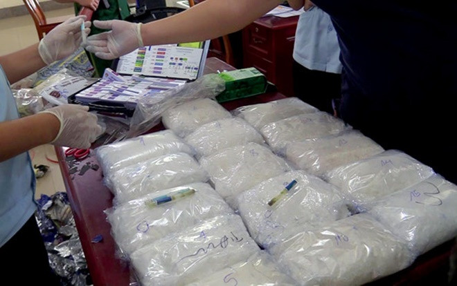 Bắt vụ vận chuyển số lượng lớn ma túy trên xe khách từ Lào về Việt Nam Ảnh 2