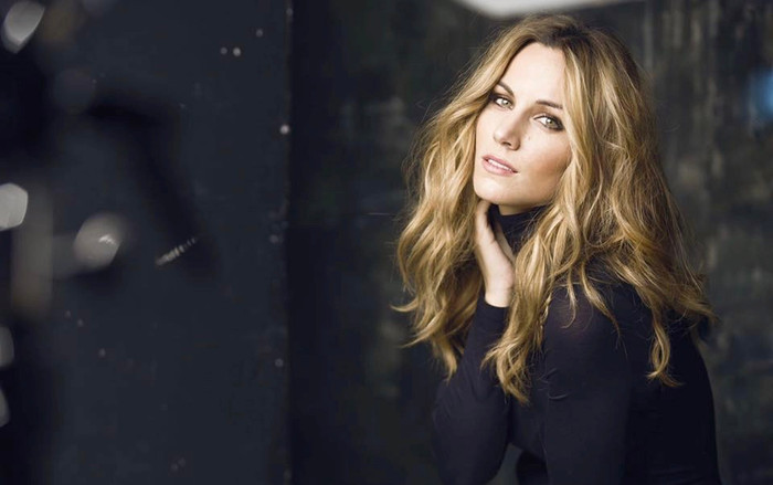 Dàn WAGs M.U ‘đại chiến’ WAGs Leicester City Ảnh 2