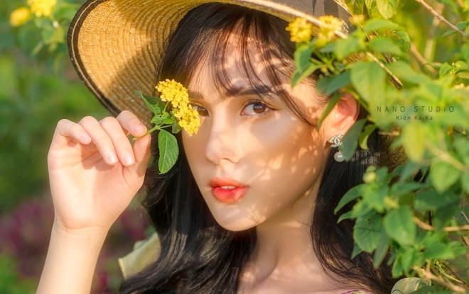 Hà Nội 'đại chiến' Viettel: Quỳnh Anh đọ sắc với hot girl thi Hoa hậu Ảnh 2