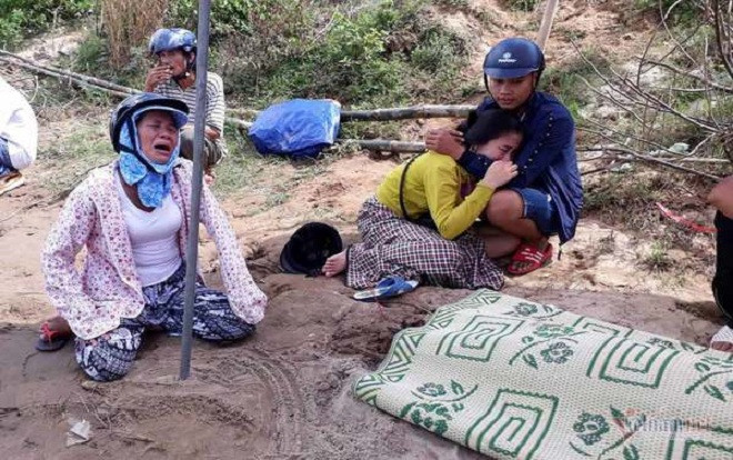 Tìm thấy thi thể người bố và cháu bé trong vụ vợ chồng trẻ ôm con nhỏ 15 tháng tuổi nhảy sông Thạch Hãn tự tử Ảnh 2