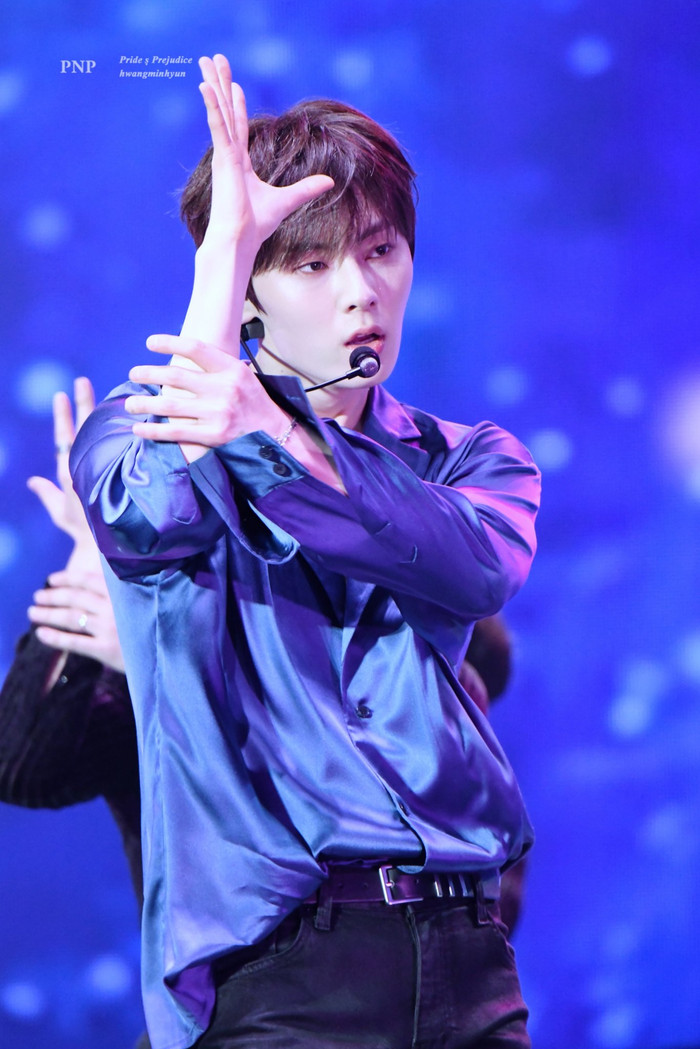Ca khúc solo 'Universe' của Minhyun bỗng trending trở lại chỉ sau vài giây phát trên sóng truyền hình