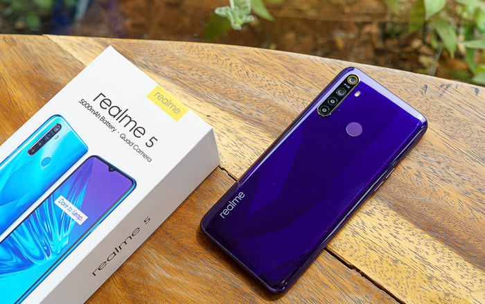 Mở hộp Realme 5 tại Việt Nam: Thiết kế bắt mắt, Snapdragon 665 cùng pin 'khủng' 5000mAh Ảnh 2