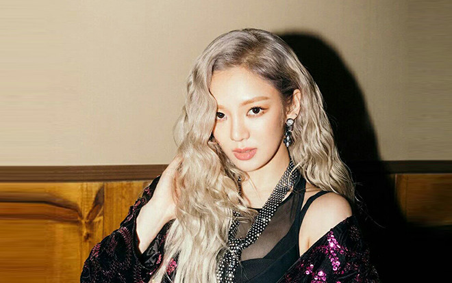 Hyoyeon (SNSD) tẩy tóc 2 lần/tuần với hy vọng tóc vàng hoe sẽ mọc lên thật sự? Ảnh 2