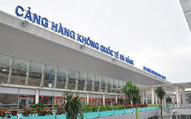 Thản nhiên 'nhặt' chiếc vòng tay ở sân bay, một hành khách bị phạt 8,5 triệu đồng Ảnh 2