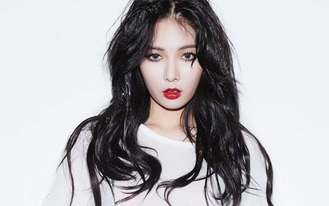 Giữa 'bão' chỉ trích, HyunA khẳng định: 'Đừng nóng quá, suy nghĩ tích cực lên nào!' Ảnh 2