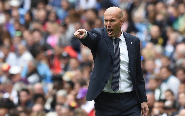 Ban lãnh đạo Real Madrid phật ý, Zidane sắp bị sa thải? Ảnh 2
