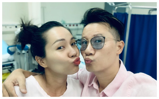 Hoàng Bách vui mừng thông báo bà xã đã hạ sinh con trai thứ 3 Ảnh 2