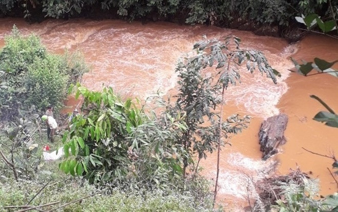 Đau lòng tìm thấy thi thể bé trai mất tích bí ẩn ở Bình Phước, cách nhà khoảng 40km Ảnh 2