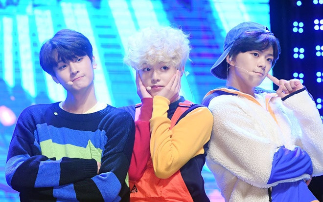 Nhóm tân binh từ thực tập sinh 'Produce X 101' bị Knet chỉ trích, gọi là Gay group Ảnh 2