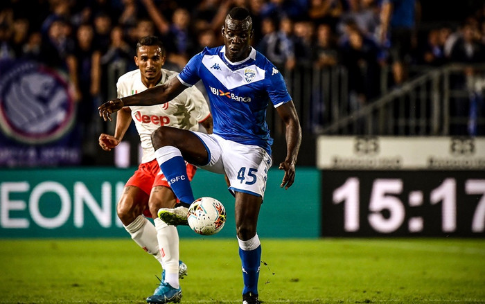 Siêu mẫu hé lộ bí mật điên rồ về chuyện 'giường chiếu' của Balotelli Ảnh 2