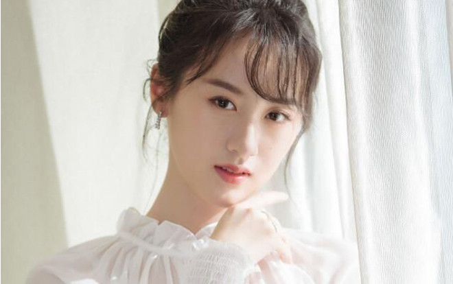 Vương Băng Nghiên xuất hiện xinh đẹp trong dự án phim mới - 'Lưu Ly Mỹ Nhân Sát' Ảnh 2