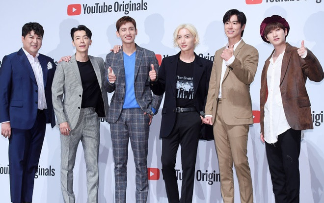 Những anh chú tuổi 30 của DBSK - Super Junior đáng yêu và lịch lãm tại họp báo Ảnh 2