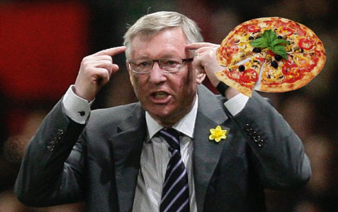 'Đại chiến' Arsenal - MU và hồi ức về chiếc Pizza ném thẳng vào mặt Sir Alex Ảnh 2