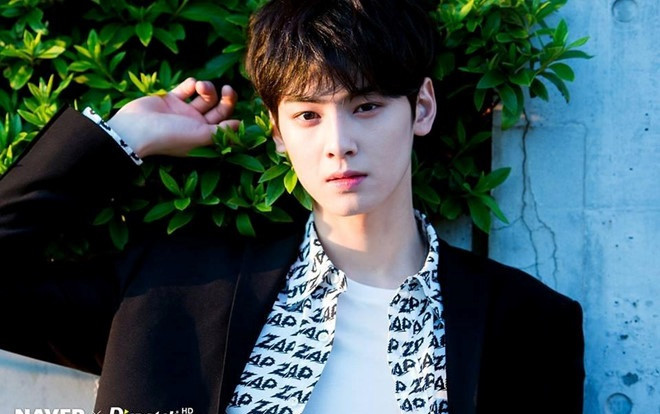 Đây là mặt mộc của Eunwoo sao? Bạn sẽ bất ngờ trước vẻ đẹp của anh chàng đó! Ảnh 2