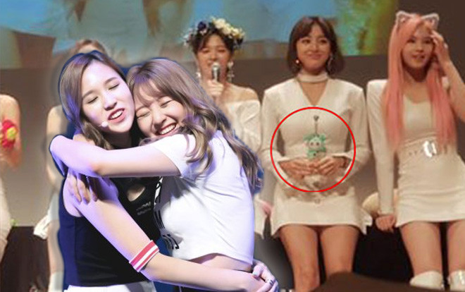 Jihyo (Twice) nhận 'mưa lời khen' khi luôn tìm cách để Mina góp mặt dù không thể quảng bá 'Feel Special' Ảnh 2