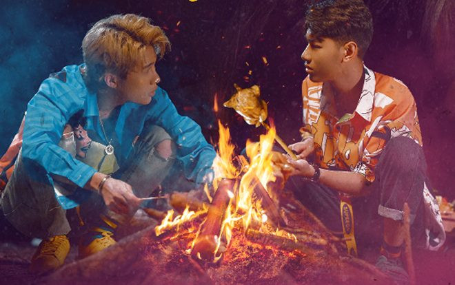 Zoom cận poster mới tung nóng hừng hực trong đêm của K-ICM và Jack: Đam mỹ, yếu tố kinh dị và… nữ chính quen quen? Ảnh 2