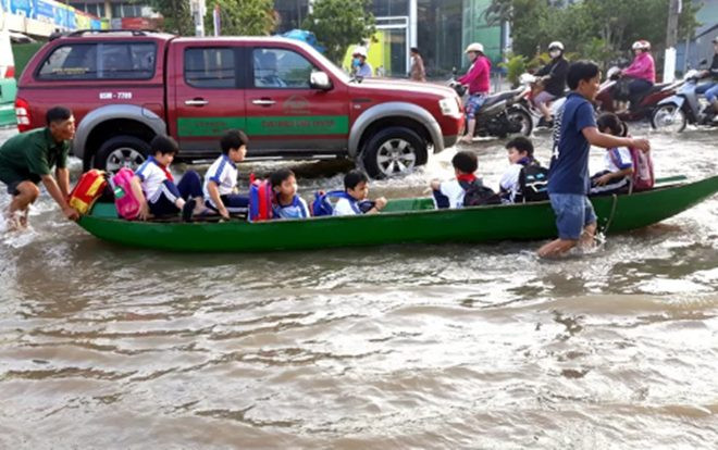 Cần Thơ cho học sinh nghỉ học vì triều cường Ảnh 2