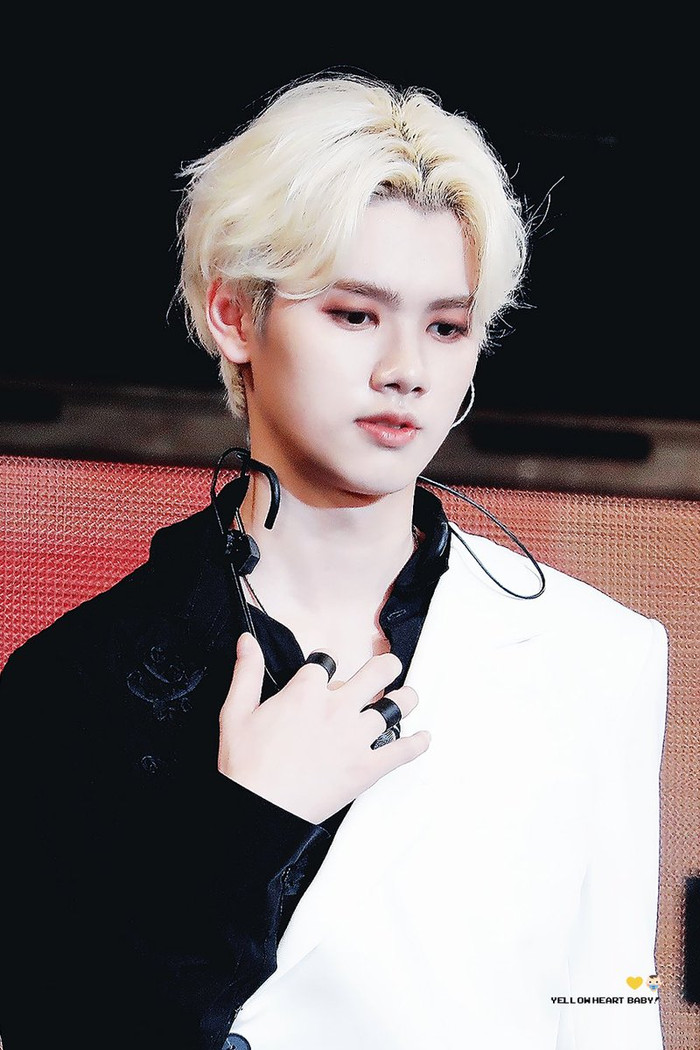 Dispatch tung ảnh điều tra công ty của Kang Min