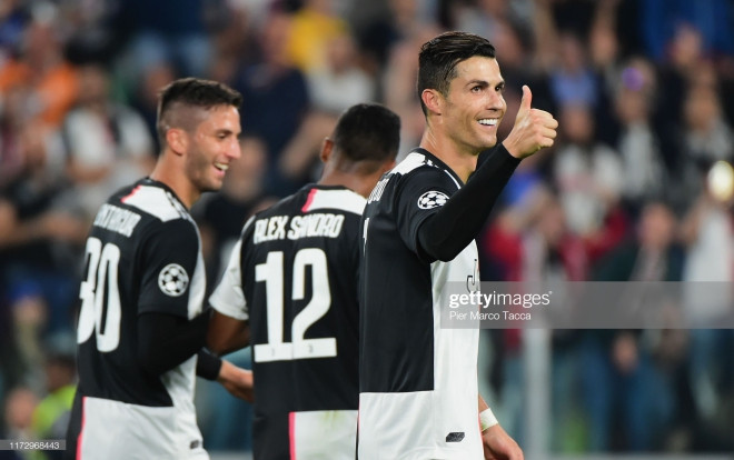 Ronaldo thể hiện đẳng cấp, Juventus 'đè bẹp' Bayer Leverkusen Ảnh 2