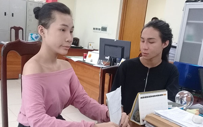 Cô gái 'chị hiểu hông' bị bắt giữ vì cướp giật điện thoại ở Sài Gòn Ảnh 2