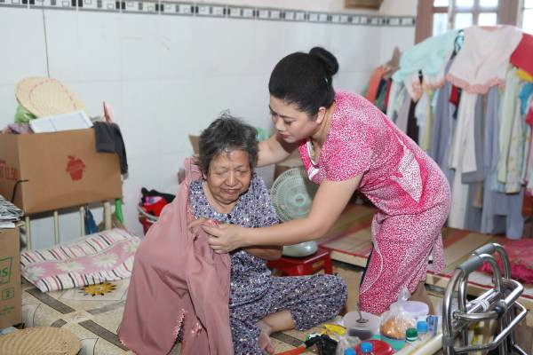 Cuộc sống hạnh phúc viên mãn của shark Đỗ Liên: Sung túc về vật chất lẫn tinh thần, yêu thiện nguyện và hết lòng vì cộng đồng