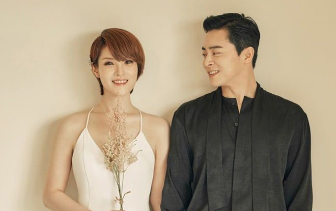 Gummy, giọng ca của bản nhạc phim đình đám 'You are my everything' tiết lộ lý do khó đỡ khi không tổ chức lễ cưới với Jo Jung Suk! Ảnh 2