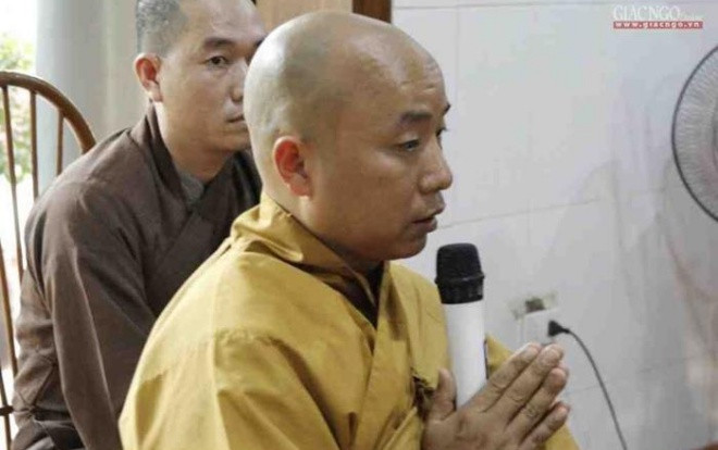 Trụ trì chùa Nga Hoàng xin xả giới hoàn tục sau vụ bị tố gạ tình phóng viên rồi nói 'thầy xin tí khí' Ảnh 2